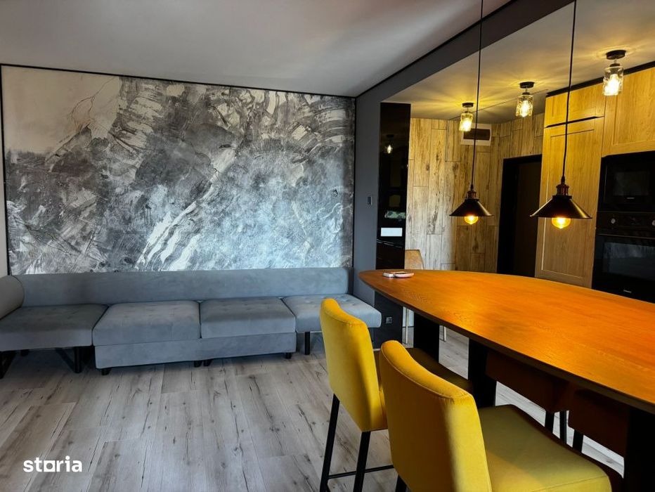 Apartament 2 camere, semidecomandat  , 44 mp– Strada Botizului, etaj