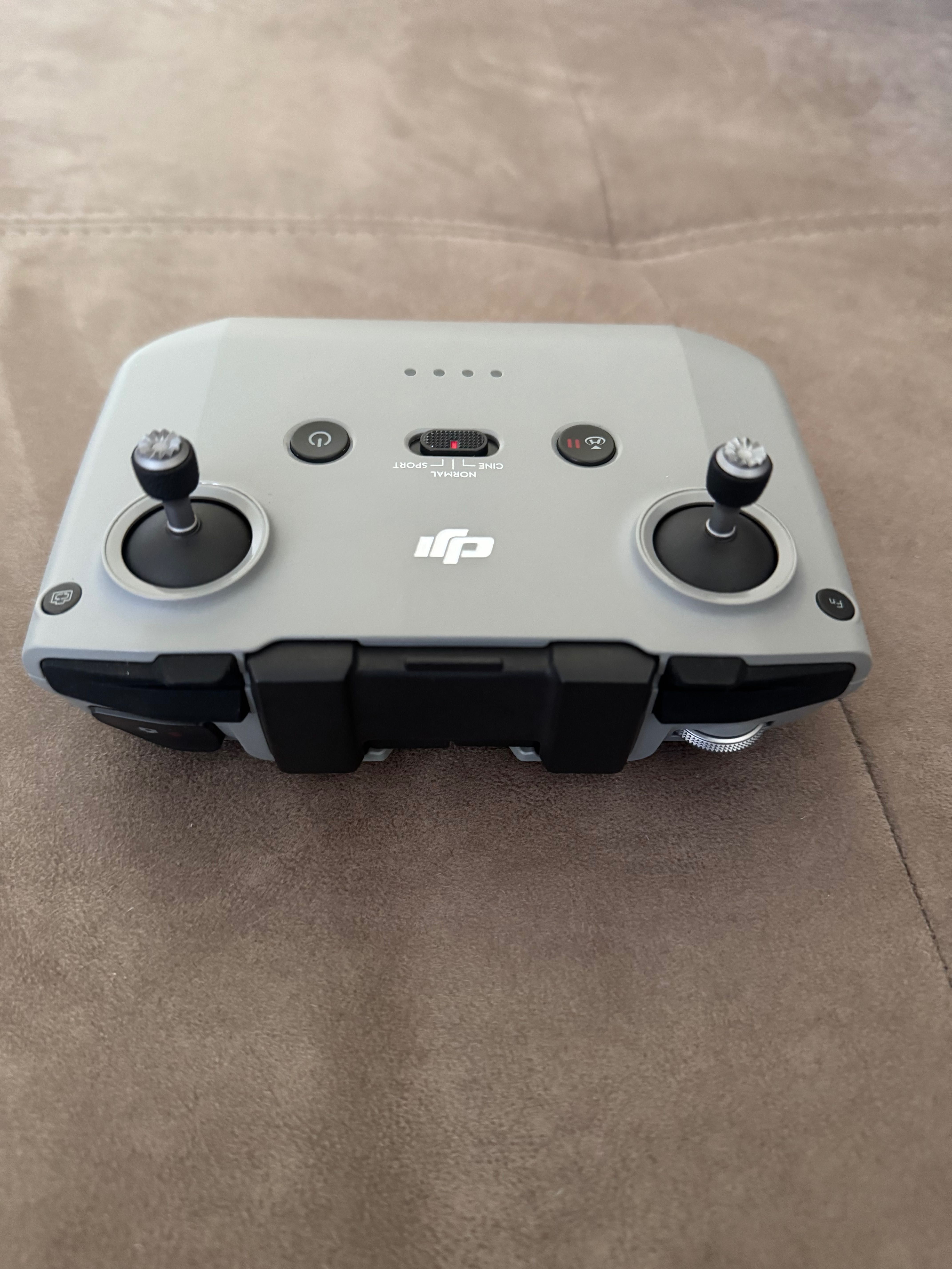 DJI drone air 2s perfect condition