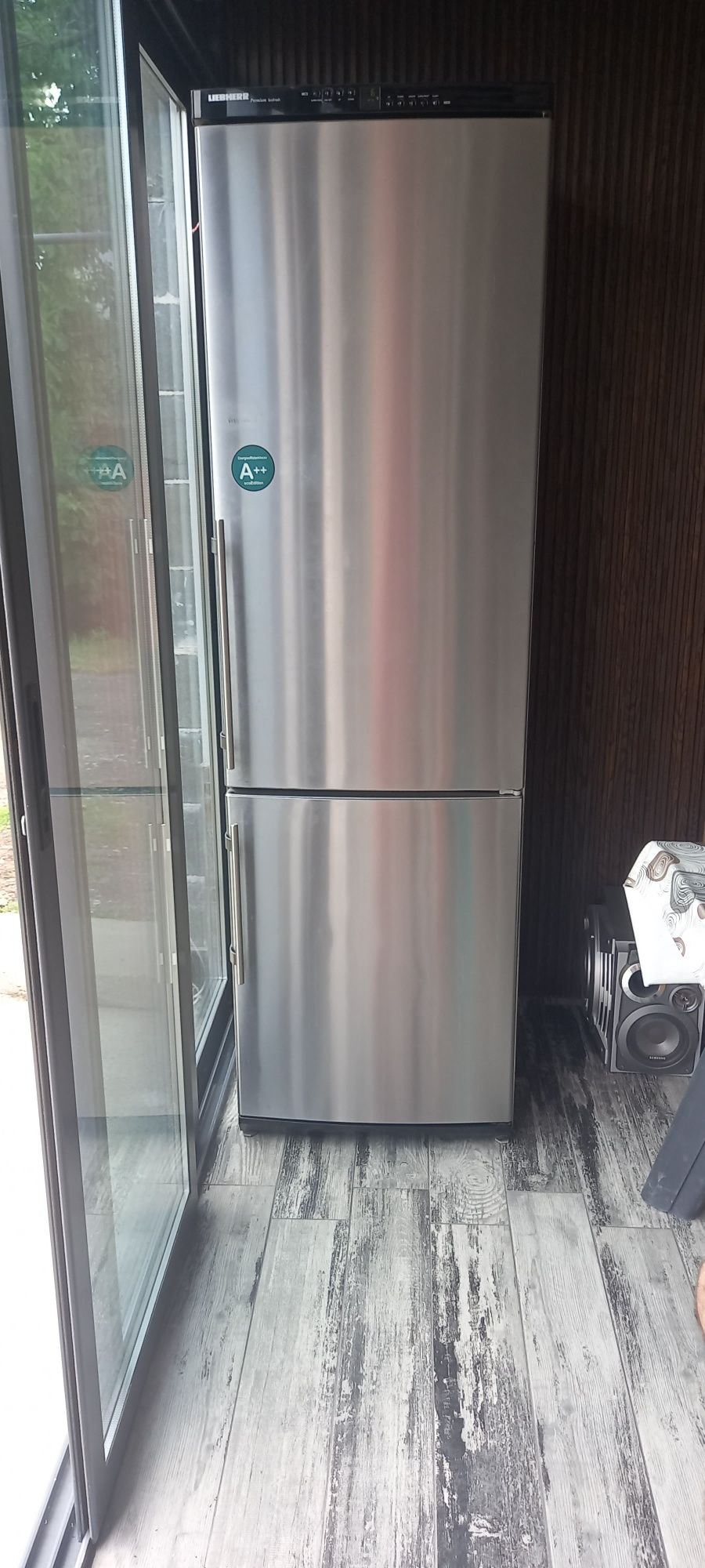 Хладилник liebherr premium biofresh