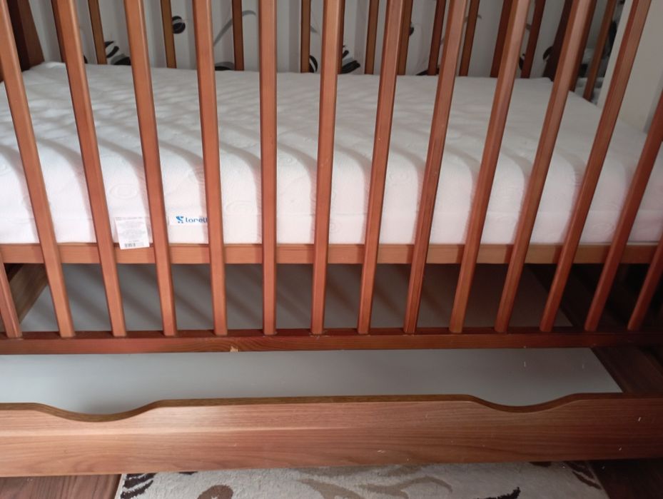 Pătuț pentru copii + saltea