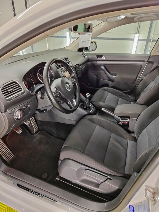Vw Golf 6 Style 2012. 2.0 L Diesel