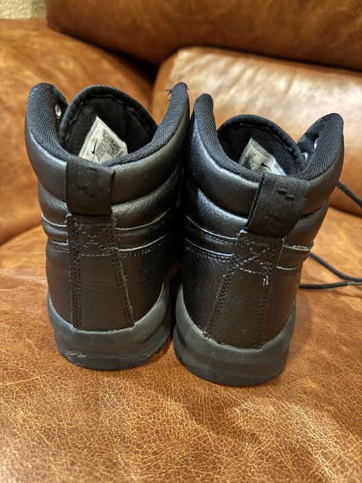 Зимни обувки Nike Manoa