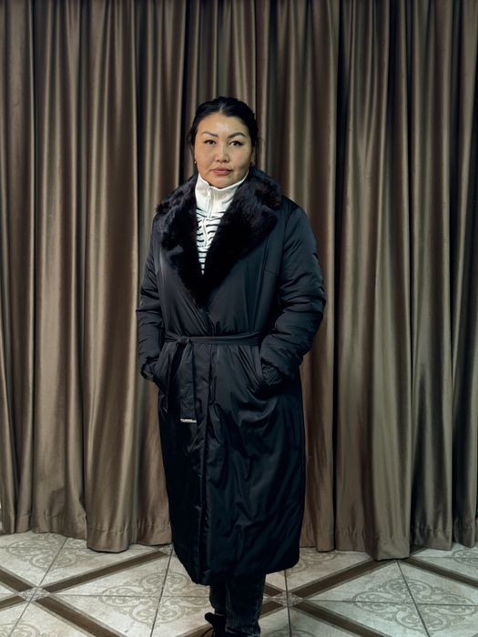 Женкая зимняя куртка с мехом за отличную цену