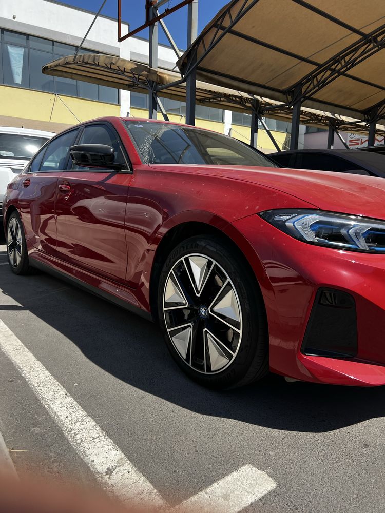 BMW 40L night sport