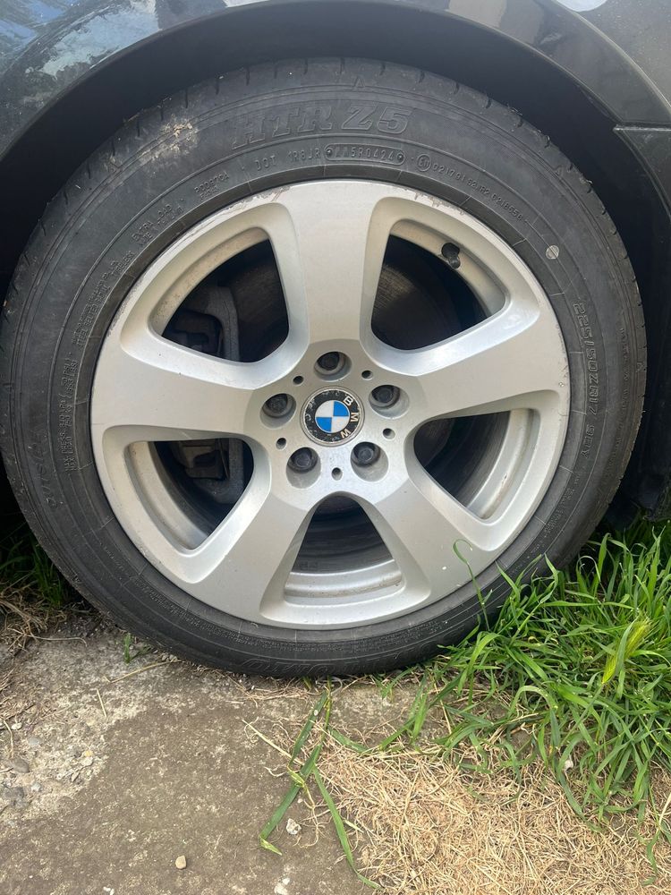 Jante Bmw aliaj 17 IS 20 cu anvelope 225 50 17 5x120