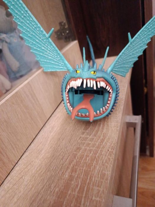 Дракон от How to train your dragon