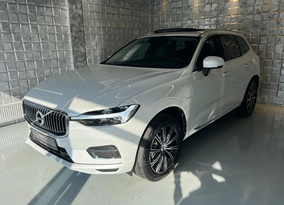 Volvo XC 60 VOLVO XC60 Recharge T6 Twin Engine eAWD Inscription Expression