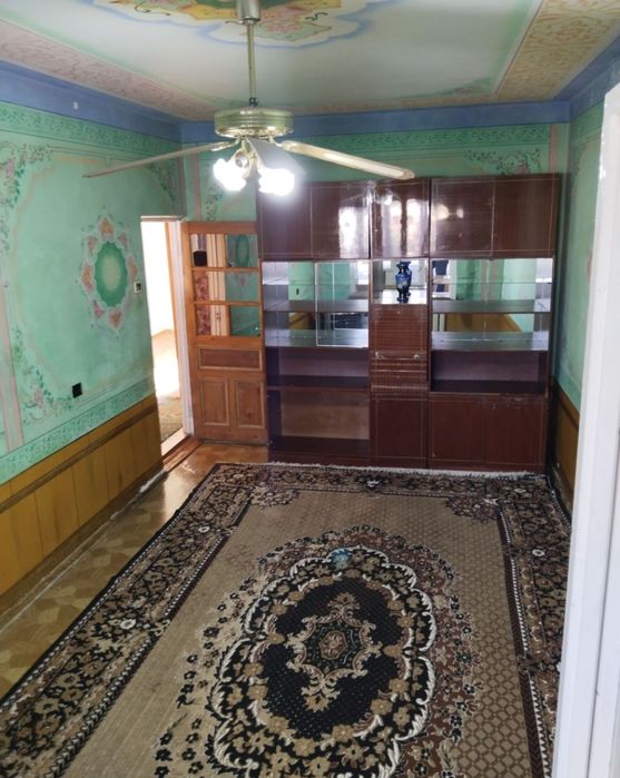 Срочна прадаёция Юнусобод 13 квартил 2/4/5 оринтир хамкор банк 2х6 бал