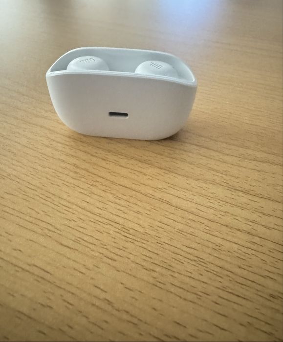 Casti JBL wave buds  Albe