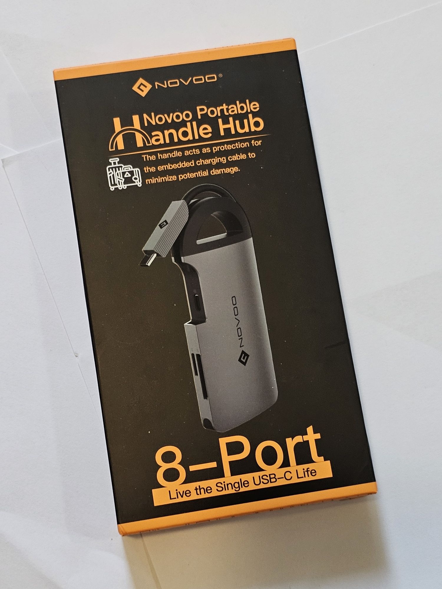HUB USB C NOVOO 8 în 1 R8F (produs sigilat)
