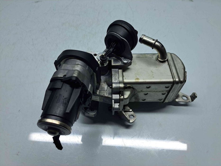 Racitor gaze Volvo V40 II Facelift [Fabr 2013-2019] P32203034 2.0 D420