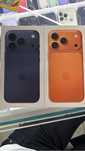 iPhone 17 pro 256 гб оранжевый есть еще сини