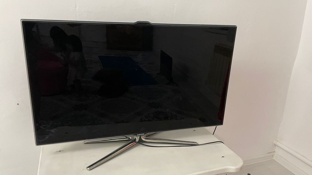 Телевизор SAMSUNG