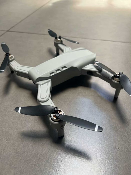 Dronă cu controller GPS, conectare WI-FI la telefon, cu cameră 4K
