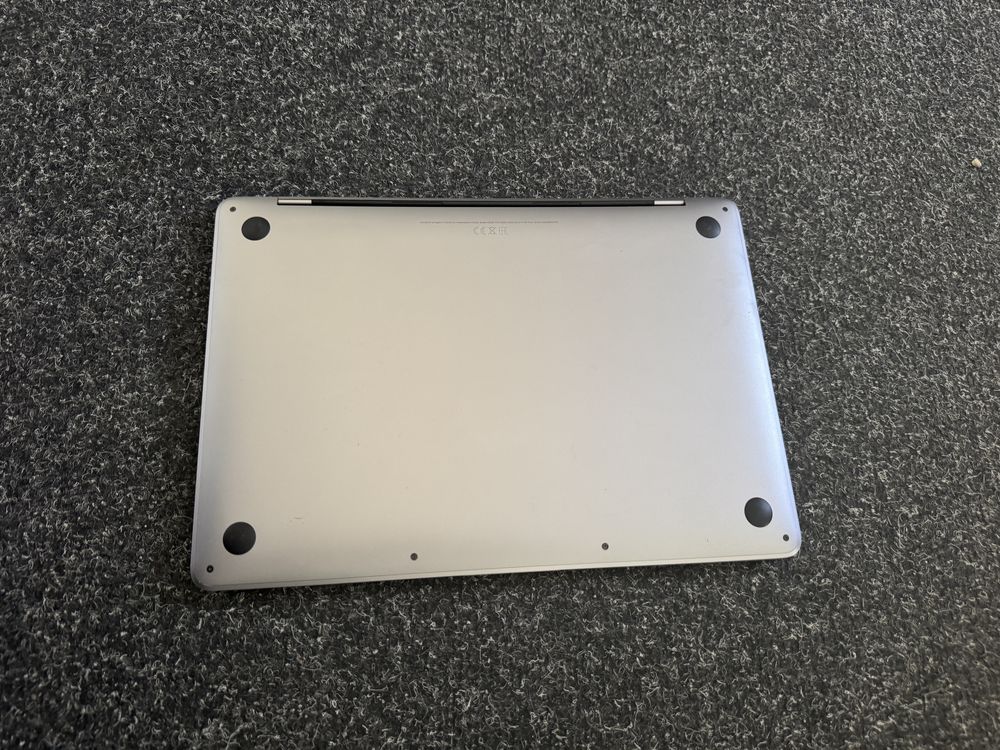 Vand Macbook Pro 13 2020