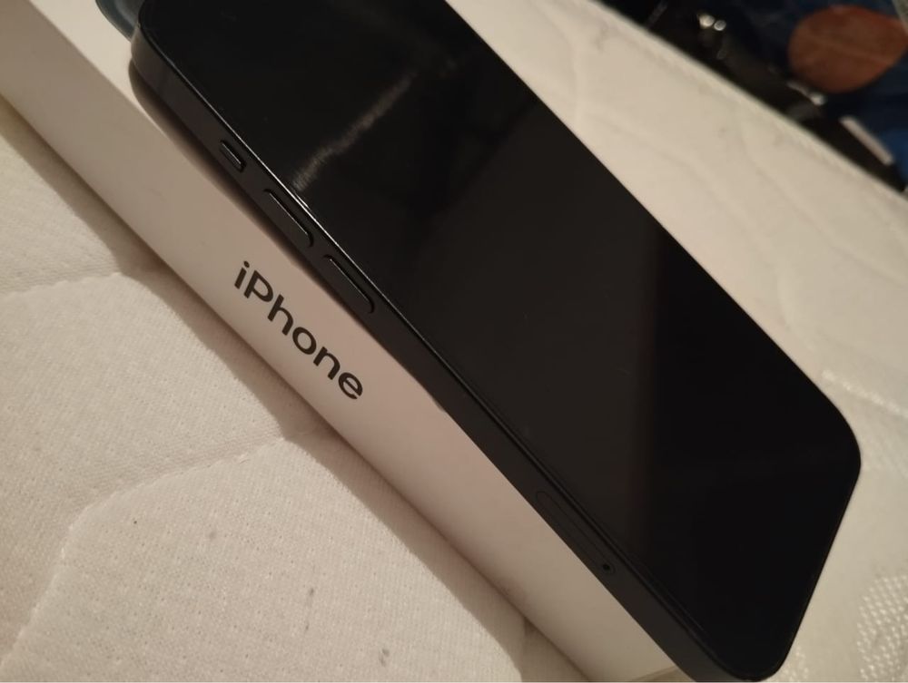 Iphone 13 black 128 GB