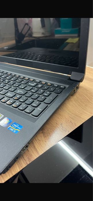 Продаю ноутбук Lenovo