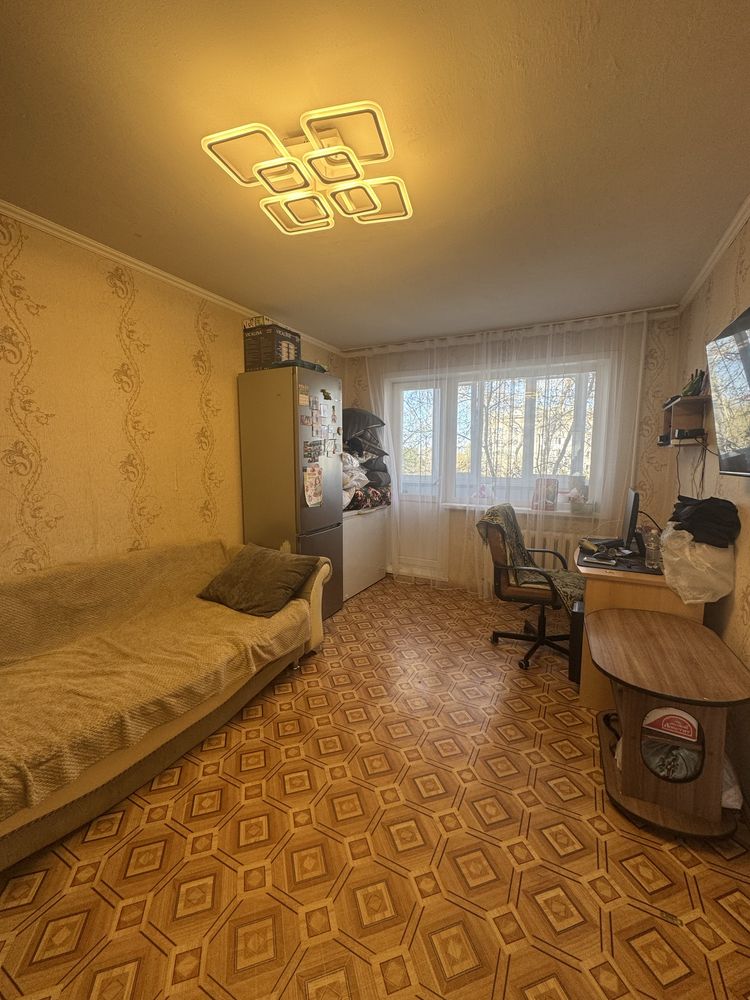 Продам 3- комнатную Достык Молл
