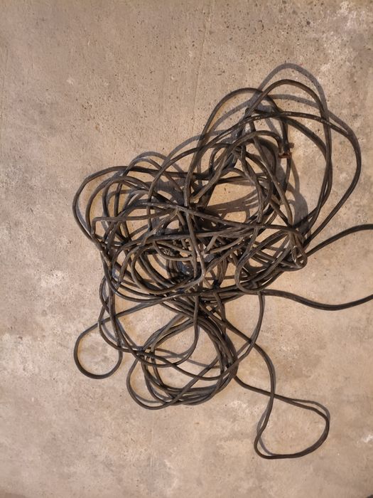 Кабель для сварки медный в хорошем состояний