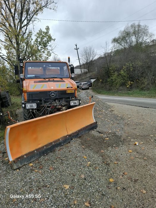 Mecedes unimug pentru deszapezire
