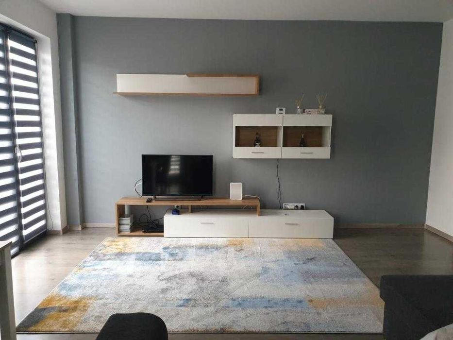 Inchiriez apartamente 2 camere in reg hotelier zona Iulius min 2 nopti