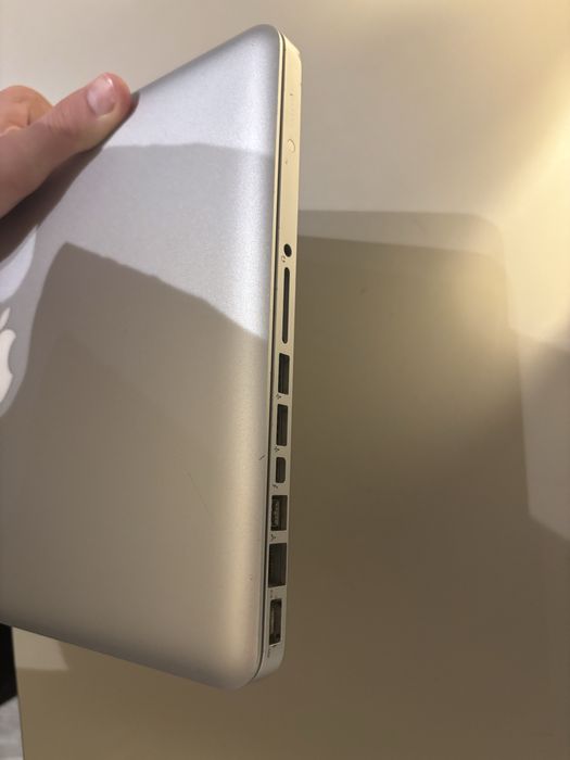 MacBook Pro mid 2012 13 inch, i5, 500GB