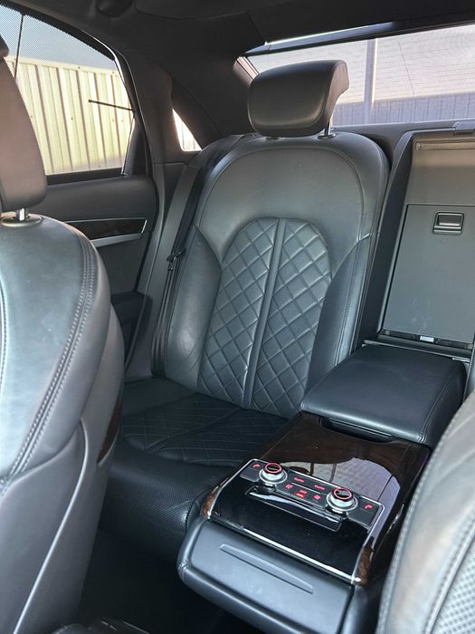 Audi A8 - MATRIX Led, Bose, Distronic,Semnalizare dinamica, piele
