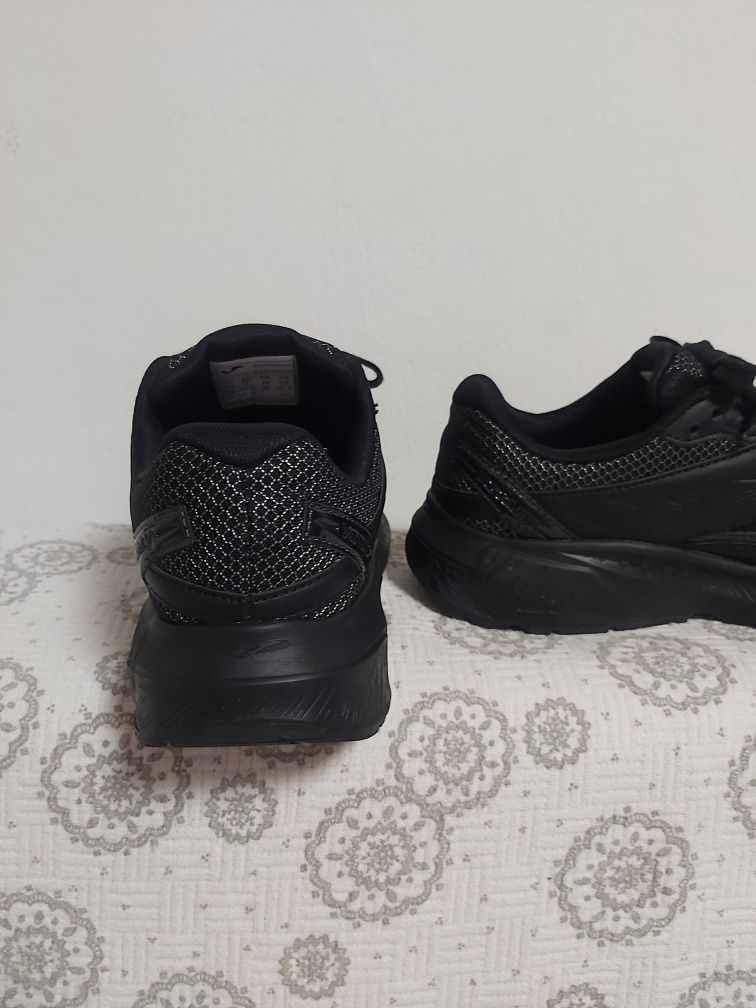 Adidași Joma măsura nr 40/5