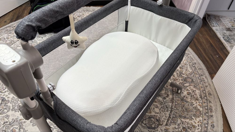 Продам детскую кроватку с коконом