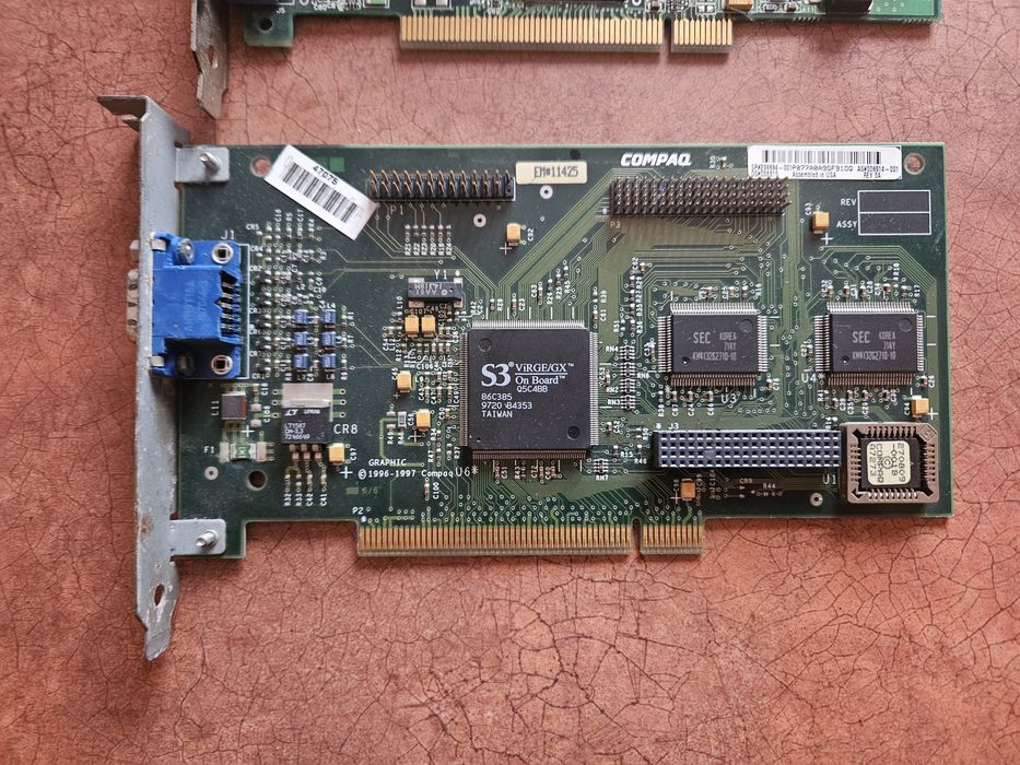 Placi video retro PCI Matrox Millenium 2 4MB si S3 Virge DX 2MB