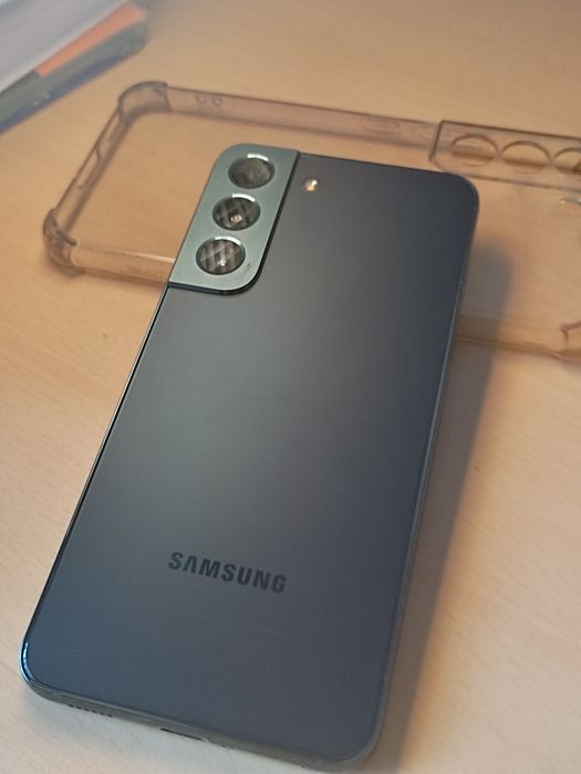 Samsung s22 не работает дисплей