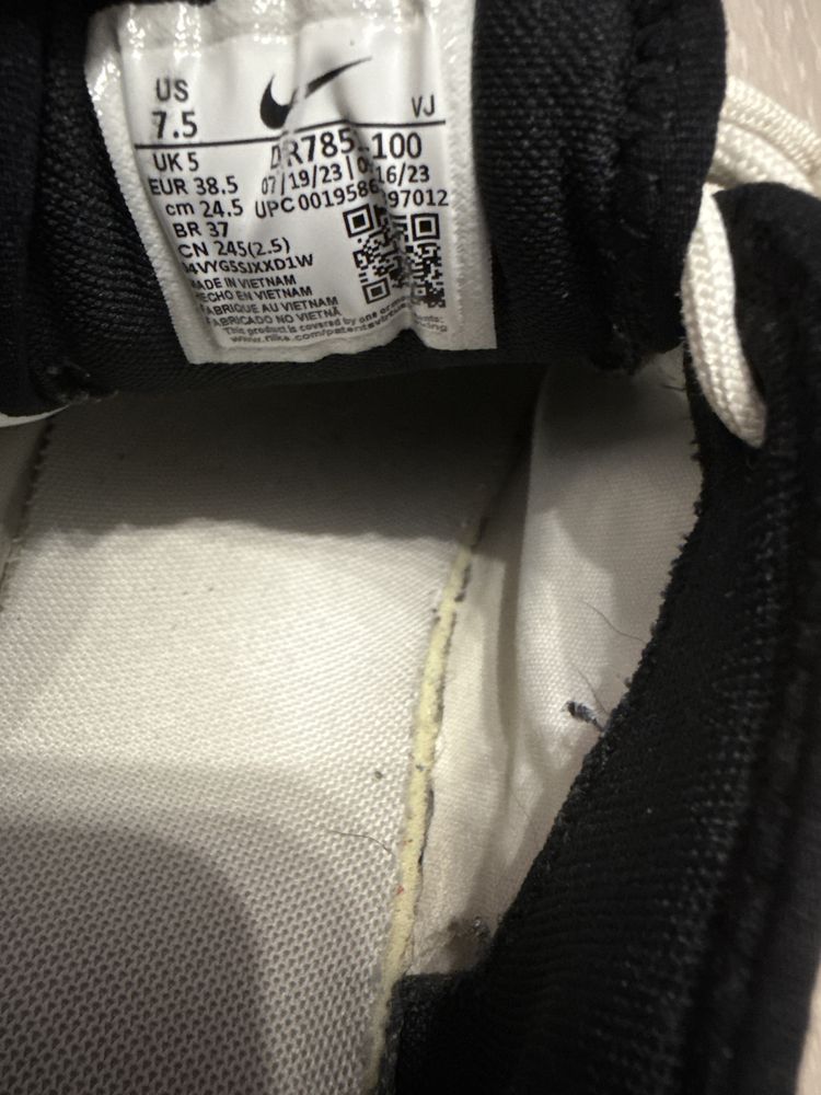 Nike оригинални пролетнни обувки