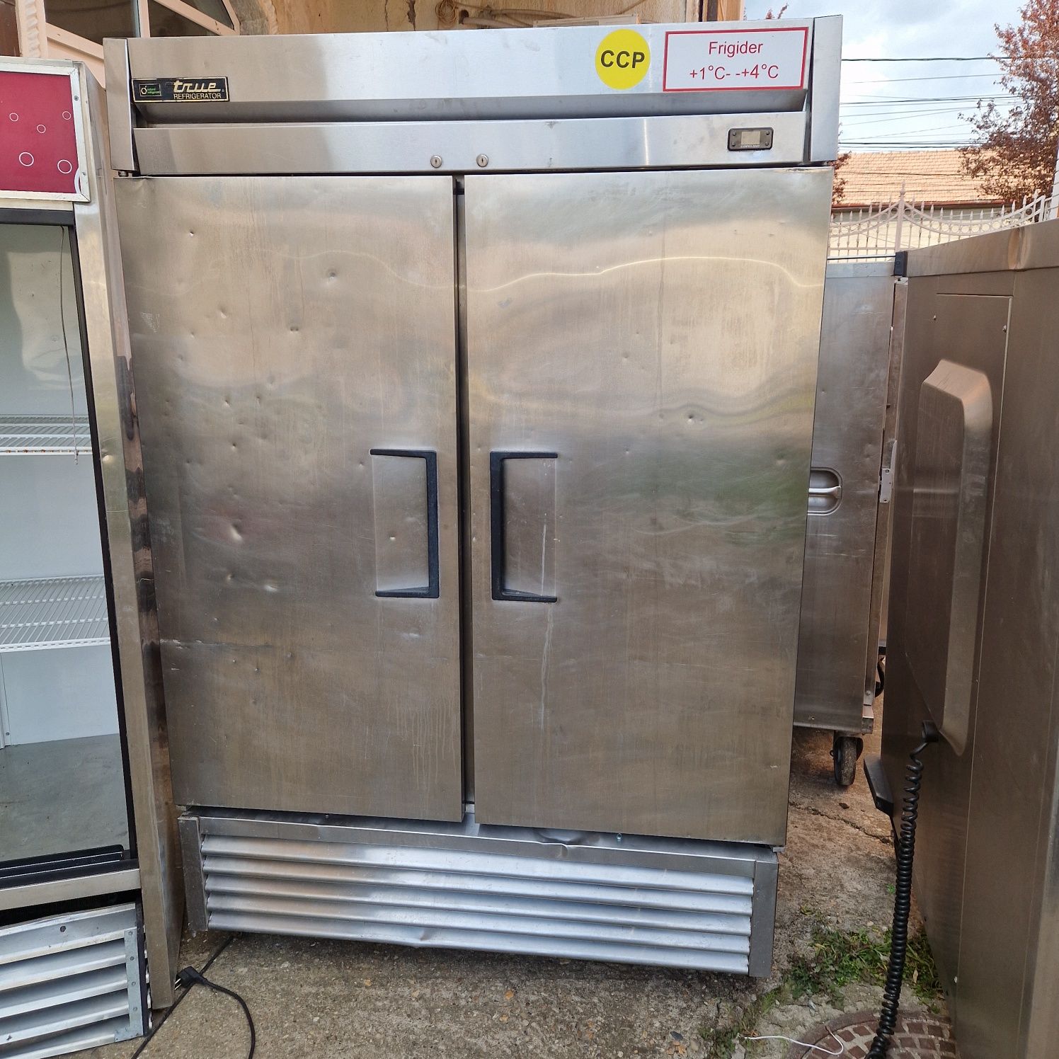Dulap rece sau Vitrina calda, masa frigorifica inox blat inox, stare b
