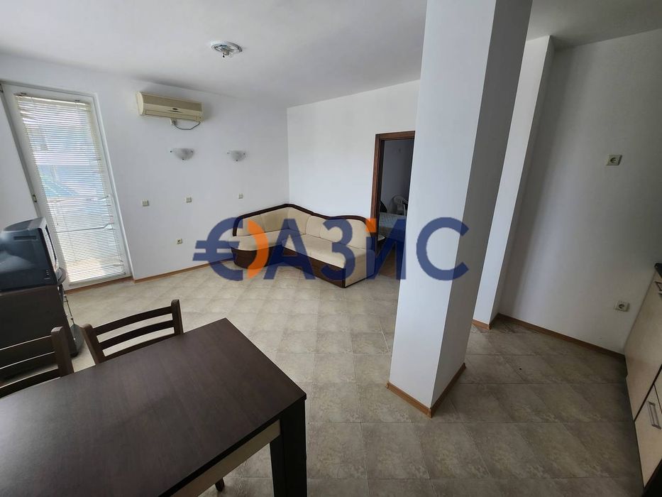 Продава се Двустаен апартамент в к.к. Слънчев бряг - 75 кв.м за 800 €/кв.м - Снимка #11