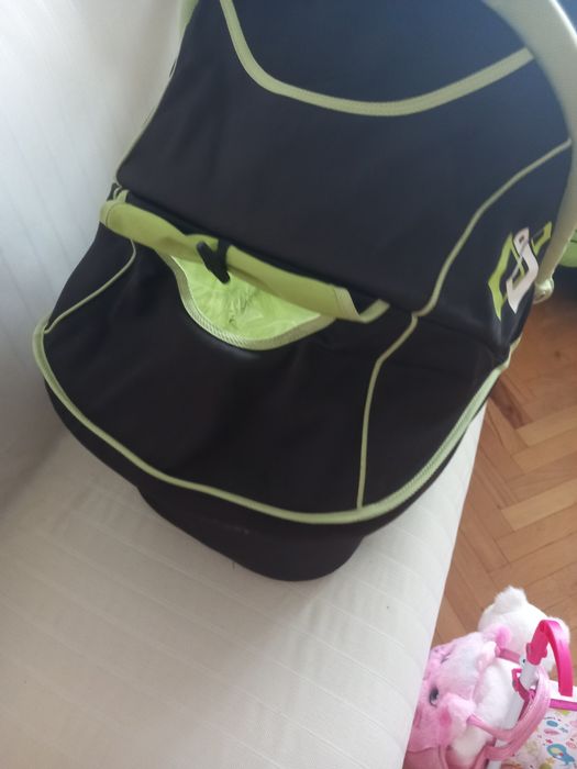 Детска количка Кангаро