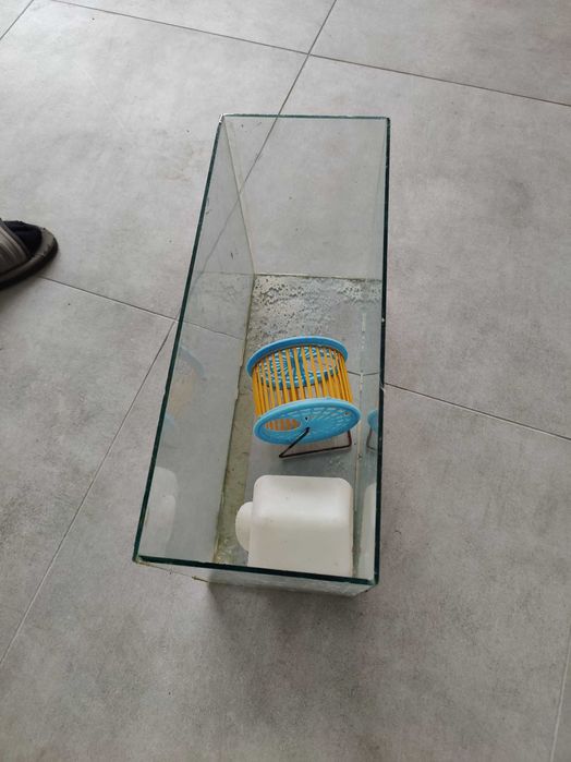 Продавам Терариум, здрав – използван