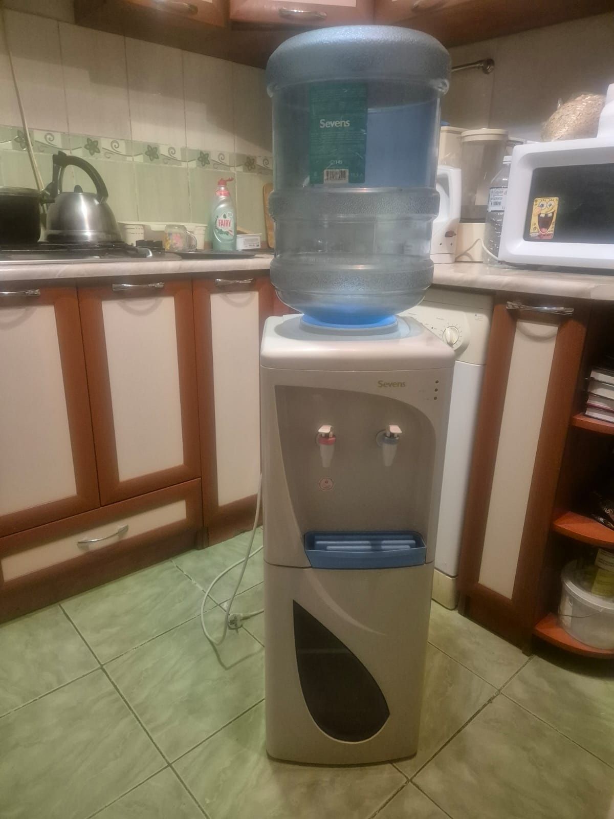 Диспенсер для воды