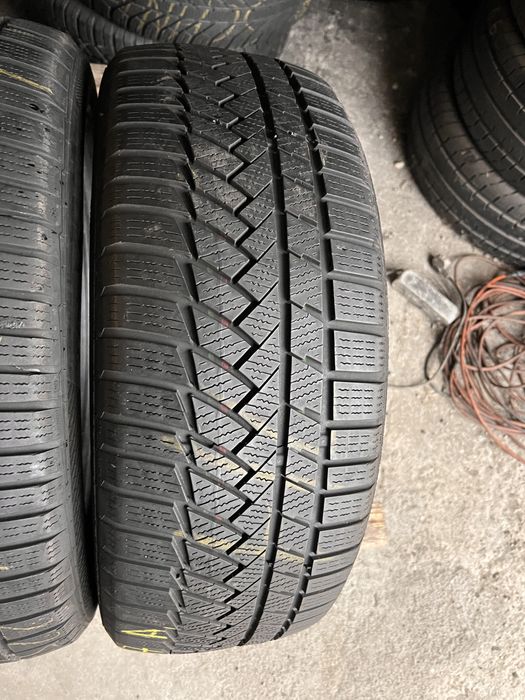 2 anvelope de iarna 225/55/17 , Continental , 5.8 mm