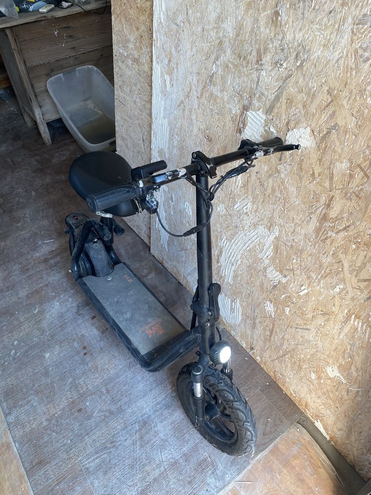 Электросамокат kugoo c1+