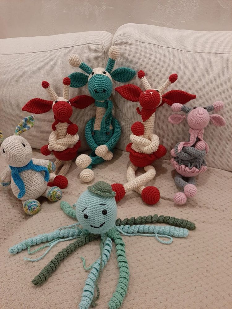 Papusi si jucarii corestate hand made - colectie de Paste