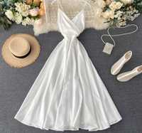 Бяла рокля Irococo