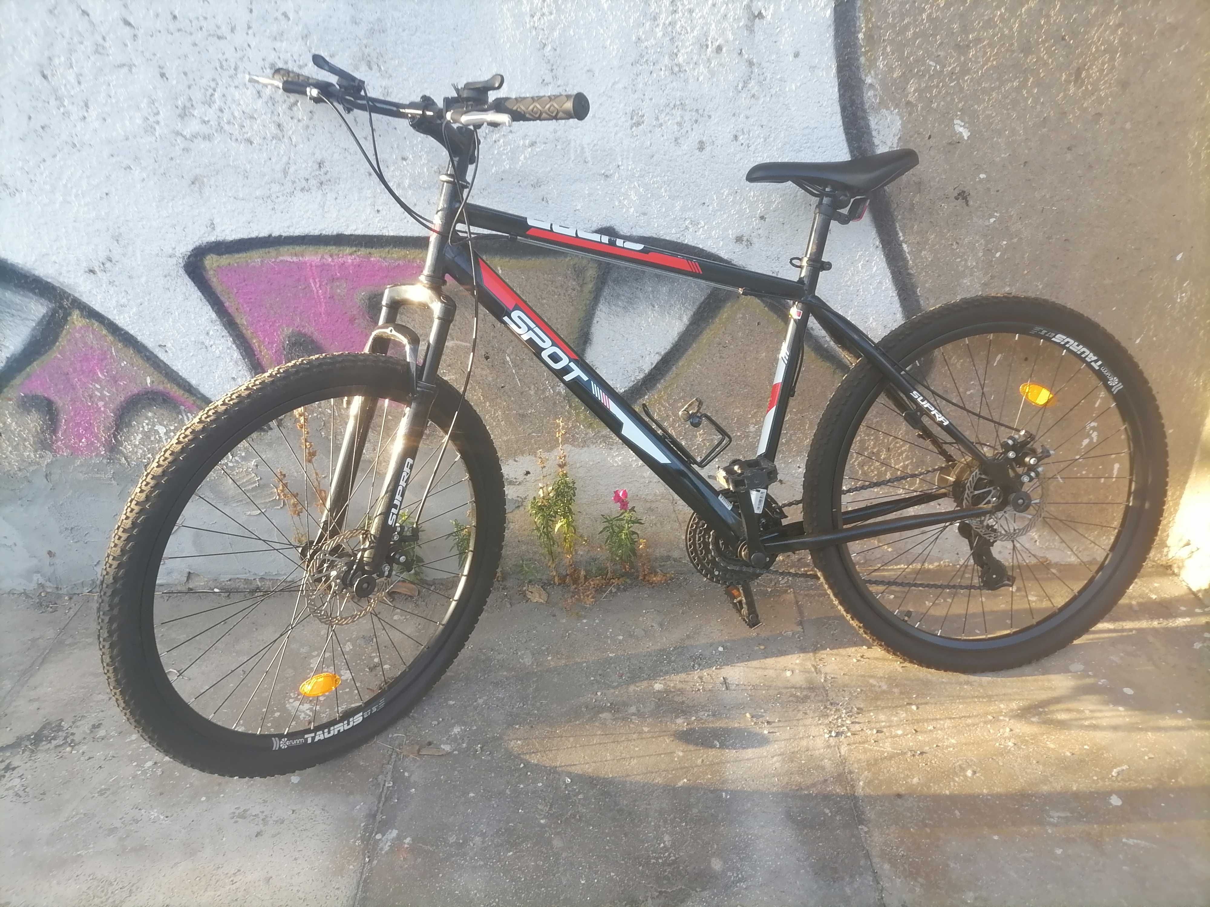 Bicicleta 27,5 cu frâne pe disc