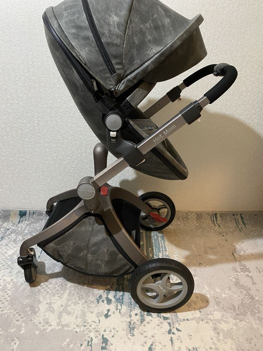 Продам детскую коляску