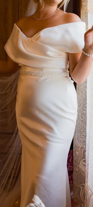 Vand rochie de mireasa