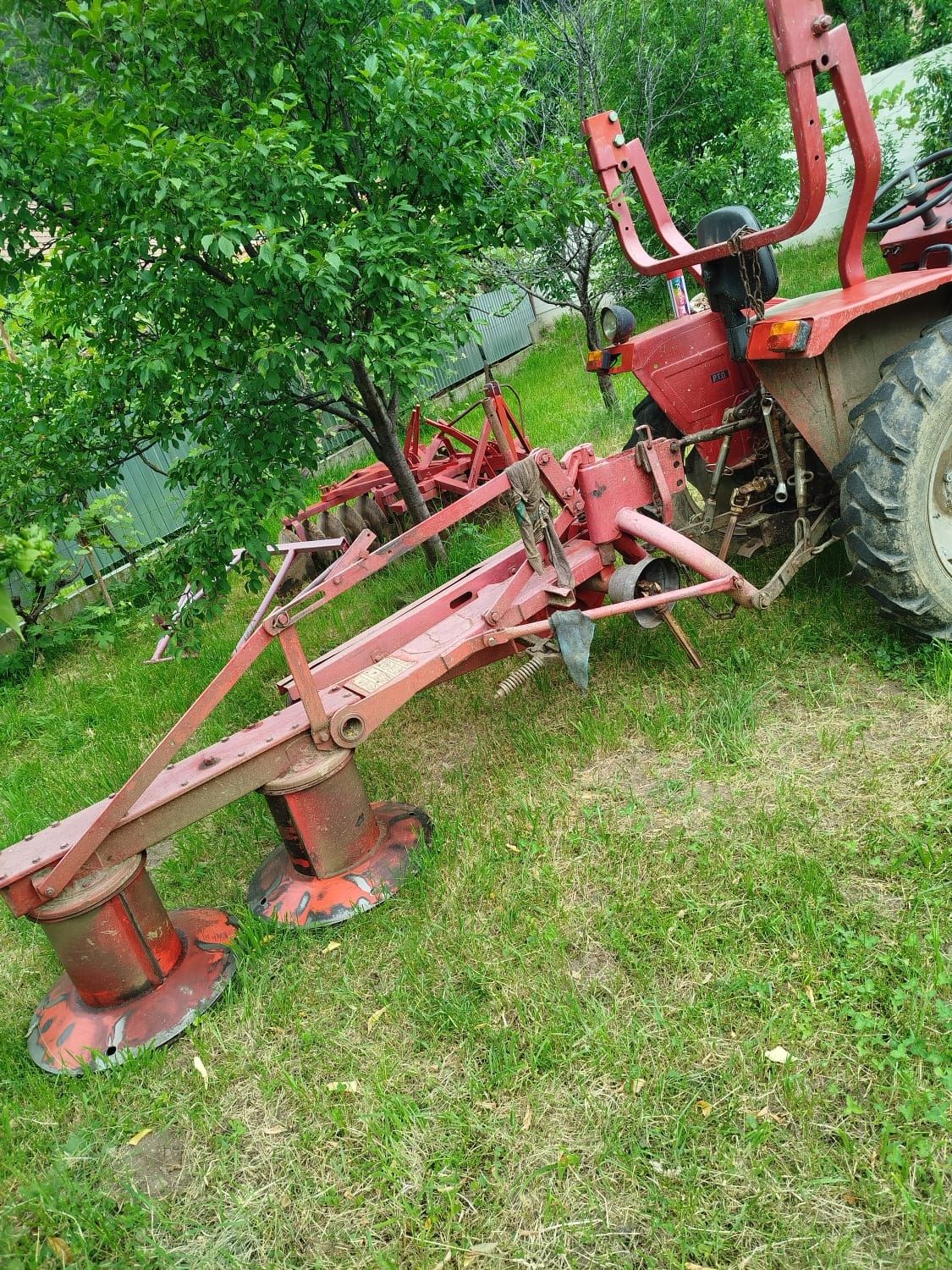 Vând tractor DongFeng