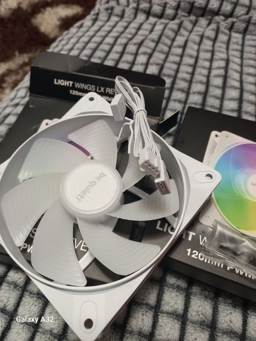 LIGHT wings lx reverse.120mm PWM white