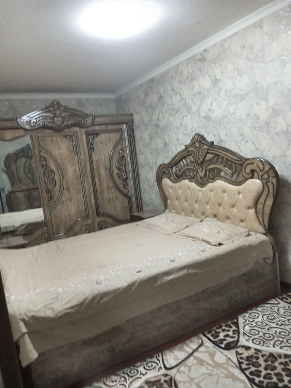 Срочно продаётся 2 комнатная квартира в городе Чирчике