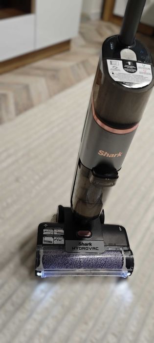 Безжична прахосмукачка и моп Shark HydroVac