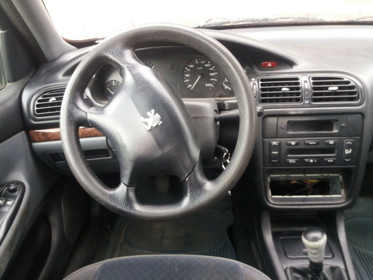 Peugeot 406 hdi 90к.с. 2000куб