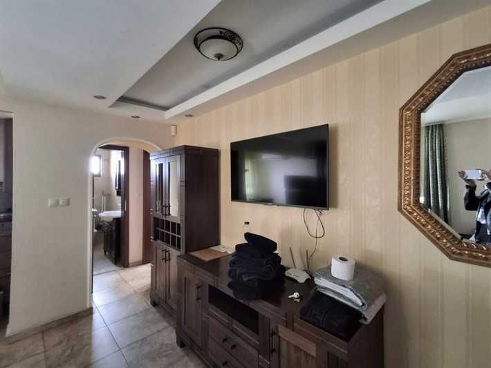 Продава се Хотел в София, Център - 564 кв.м за 1600 €/кв.м - Снимка #10